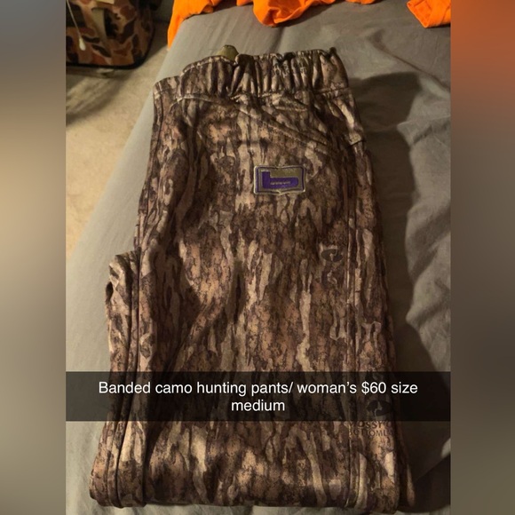 Pants - Women’s- BANDED HUNTING PANTS. bottomland camo, size medium! 
$60